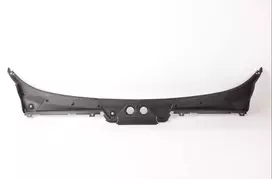 BMW F22 F87 valytuvų gaubto apdaila iš priekio originali 51717240679