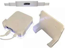 Deltaco „Amplifi Instant“ serijos sieninis 3D spausdintas skaidrus plastikinis šviestuvas