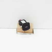 VAG VW Polo Derby Vento Ind Vento USB lizdas su dangteliu originalus 6C0035726C