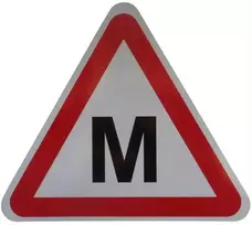 Lipdukas automobiliui M raidė, LIP002