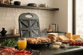 Promis STP 25 XXL sandwich maker, 4 toasts, 1400 W, black