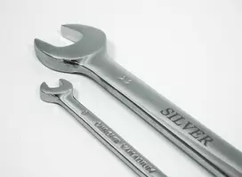 SILVER Sidabrinis Sidabrinis Kombinuotų veržliarakčių su terkšle rinkinys 8 vnt.