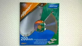 Deimantinis pjovimo diskas Norton 70184647047; 200x25,4 mm