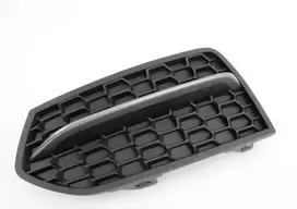 BMW F22 priekinio bamperio apatinės grotelės kairės pusės originalios 51118055955