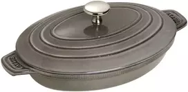 Staub ovalus ketaus troškintuvas su dangteliu 23x17 cm, rutulinis