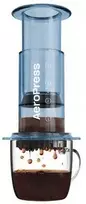 AeroPress – skaidrios mėlynos spalvos kavos virimo aparatas