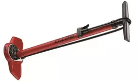 Pompa pastatoma BETO plieno CMP-137SG5 raudonas Dvigalvis su manometriu