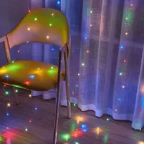 300 LED girlianda užuolaida 3x3 su pulteliu ir tvirtinimo kabliukais - multicolor