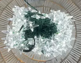 Polamp Kalėdinė eglutės girlianda "Žvaigždelės" (šaltai baltos spalvos)