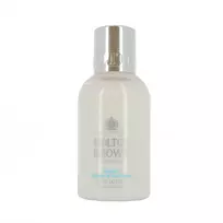 Molton Brown Coastal Cypress & Sea Fennel Hydrating Losjonas kūnui, 100 ml