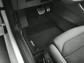 Vag Pėdų Kilimėliai Juodi Volkswagen Golf Variant 2015-2017 Originalus 5G1061445WGK