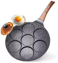 Granito kiaušinių keptuvė su 7 skylutėmis Juodas&WOOD 26 cm