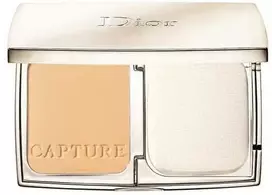 Christian Dior Capture Totale ilgai išliekantis kompaktiškas makiažo pagrindas 021 Linen, 11 g