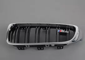 Naujas originalus BMW 4 serijos F82 F83 M4 priekinio buferio ///M4 radiatoriaus grotelių OEM komplektas