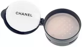 „Chanel Universal Nomad“ birios pudros papildymas, 6 g