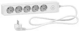 Ilgintuvas su įžeminimu ir jungikliu Schneider Electric 5viet./1.5m/3x1.5mm2 baltas