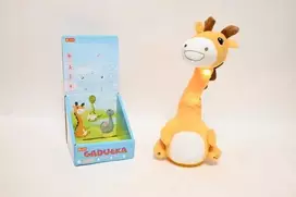 Ranok Čaterbox žirafos pokalbiai ir šokiai 00680