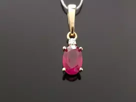 Best Diamonds Auksinis pakabukas su briliantu ir rubinu