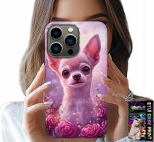 Etui Do Iphone 15 Pro - Słodka Chihuahua Na Różowym Tle Kwiatami