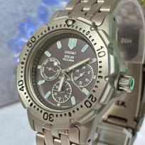Nenaudotas Seiko Divers Saulės energija maitinamas Titano Chronografas