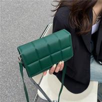 Popular 2025 Women's Diamond Quilted Crossbody Mini Bag - Chic Korean Fashion Single Shoulder Bag Available raudona