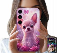 Etui Do Samsung Galaxy A04S - Słodka Chihuahua Na Różowym Tle Kwiatami