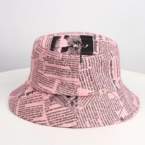 Unisex žvejo skrybėlė su senų laikraščių raštu, spausdinta kibiro skrybėlė, gatvės mados saulės skrybėlė, Harajuku kibiro skrybėlė, lauko hip-hop skrybėlė rožinė