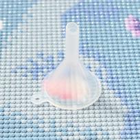 1Pc Small Plastic Funnel for Diamond Painting, Bead Storage Bottle Filler, DIY Craft Tool for 5D Embroidery balta