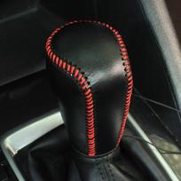 Odinė pavarų svirties rankenėlės apdaila automobiliui Mazda 3 Axela Atenza CX-5 CX3 CX-3 CX5 2015-2020 AT pavarų galvutės žiedai Rankinio stabdžio apdangalai anglies pluošto juodos spalvos