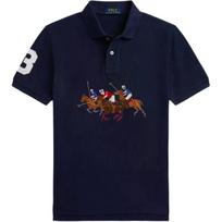 Polo Ralph Lauren Polo marškinėliai Ss26 Trys arkliukai Logotipas Skaičiaus lopas Medvilninis pikas Dvi sagos Plokštelė Užvelkiamas trumpomis rankovėmis Vaikų viršutiniai drabužiai 323A95752-001 L