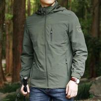 Men's Hooded Spring/Autumn Windbreaker 2024 - Large Size, Thin, Multi-Pocket, Casual. L armijos žalia spalva