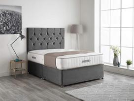 "Bed Centre Ziggy Divan" lova su kašmyro kišeniniu čiužiniu, 2 stalčiais (toje pačioje pusėje) ir galvūgaliu, maža dvigulė lova (120 cm x 190 cm)