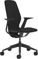 "Steelcase SILQ" kėdė su "Blackbird/Blackbird" atlošu ir juodu užvalkalu, skaidri