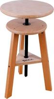 "Mont Marte Signature Easel Stool" - naudojama kaip kėdė, staliukas ar skulptūros stovas, lengvai reguliuojamas aukštis, buko mediena