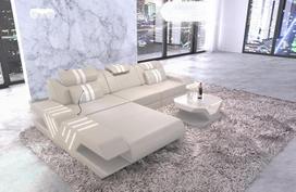 "Venice" odinė sofa, L formos odinė kampinė sofa su LED apšvietimu, reguliuojamais galvos atlošais, šezlongu / pasirinktos odos spalvos / pasirinktos orientacijos (Osmanų kairė, smėlio/baltos spalvos)