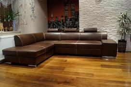 Quattro Meble London II Tikros odos kampinė sofa 3 Z 200 x 275 cm (kairysis kampas) Blizgi tamsiai ruda natūrali oda su dekoratyviniais dygsniais Sofa sofa su lovos funkcija ir lovos dėže Tikros odos kampas