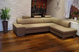 Quattro Meble Tikros odos kampinė sofa London II 3 tonos 275 x 200 cm sofa-lova su lovos funkcija, lovos dėže ir galvos atlošais Ruda natūrali oda Hermes Mocha kampinė sofa Didelis spalvų pasirinkimas