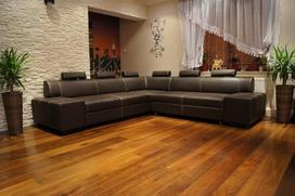 Quattro Meble Tikros odos kampinė sofa London II RE 6z 277 x 277 cm Sofa-lova su lovos funkcija, lovos dėže ir galvos atlošais Tikra oda su dekoratyviniais dygsniais Kampinė sofa Didelis spalvų pasirinkimas