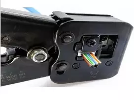 LANBERG NT-0204 užspaudimo įrankis praėjimo latako tipo modulinei jungtiei