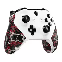 „Lizard Skins“ DSP valdiklio rankena, skirta „Xbox One“ – „Wildfire Camo“.