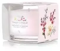 Yankee Candle Rožinė vyšnių ir vanilės kvapo žvakė
