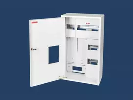 Karwasz RU-25-P Z/O /E Paviršinė/po sienele montuojama skaitiklių spinta (universali), 1 metro, 3 fazių, 25 moduliai, sandari IP30 115mm RU-25P Z O/E