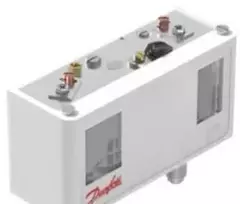 Danfoss KP17WB - Dvigubo slėgio jungiklis, -0,2-7,5, 8-32 bar, maks. konvertuojamas