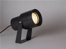 Solar Plus Prožektorius „Spot It L“, juodas, 38°, DIP-Kelvin 3000K/4000K, 2100 lm, 25 W, IP67, 2 m guminis laidas. Įmontuotas fazės pritemdymo valdiklis.