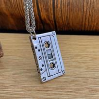 Punk Retro Trendy Men's Stainless Steel Radio Tape Pendant Jewelry Men's and Women's Titanium Steel Song Band Pendant single pendant