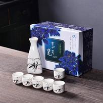Short Cloud Japanese Ceramic Sake Set with Decanter and 6 Cups