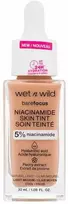 Wet n Wild Bare Focus Niacinamido odos atspalvio makiažas
