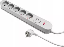 Plastrol maitinimo juosta Plastrol Filtras W-00022 maitinimo juosta su apsaugos nuo viršįtampių sistema, penkiais lizdais, pilku jungikliu