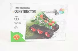 Alexander Metalinis konstruktorius – Mažasis tankas