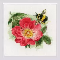 Riolis Kryželių siuvinėjimo rinkinys "Pūkuotas žiogelis" 15x15 SR2210